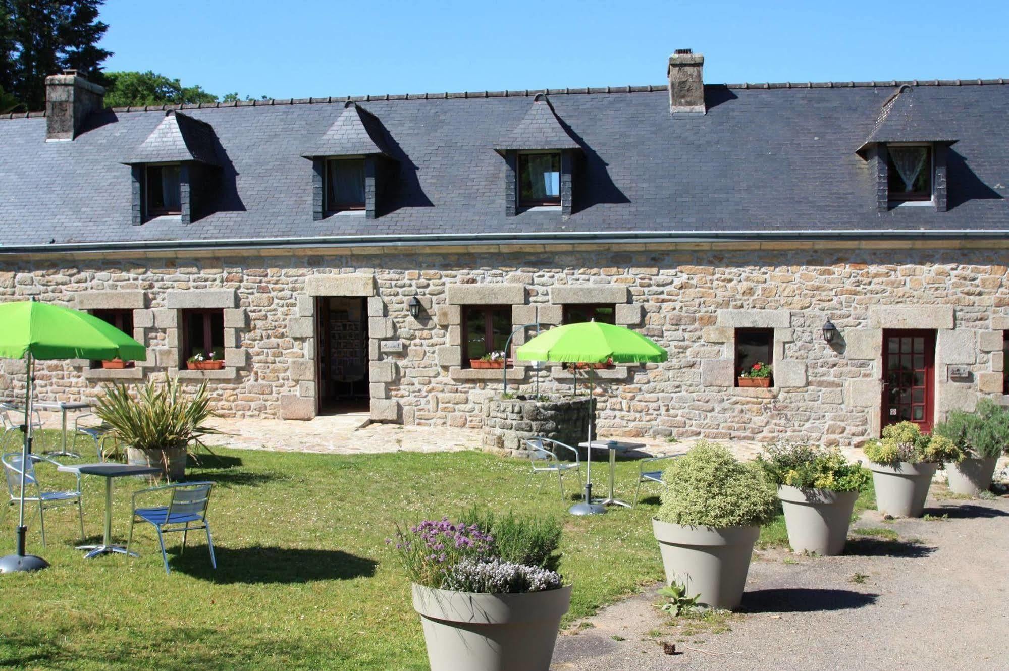 Domaine De Lesvaniel Landudec Bagian luar foto