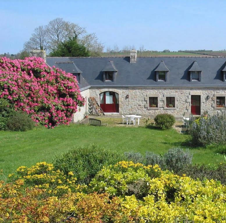 Domaine De Lesvaniel Landudec Bagian luar foto